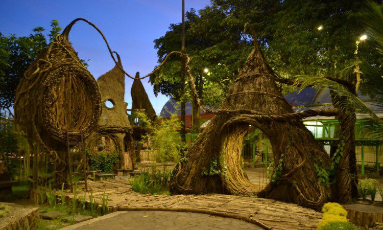 Selfie Park Taman Pule