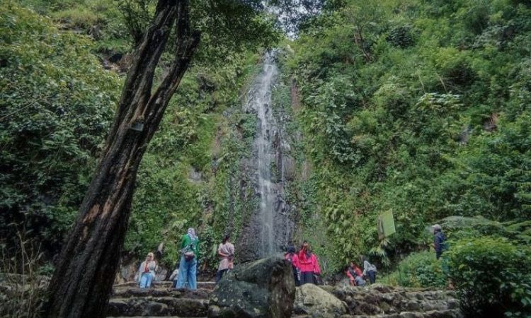 Alamat Air Terjun Tlogo Muncar
