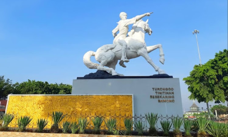 Alun-Alun Magelang, Spot Terbaik untuk Bersantai Bersama Keluarga