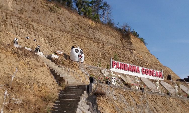 Bukit Pandawa Godean, Spot Favorit untuk Liburan Keluarga di Sleman