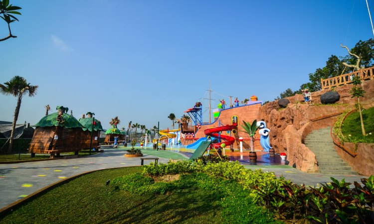 Citra Grand Mutiara Waterpark, Wisata Air Favorit dengan Beragam Wahana di Sleman