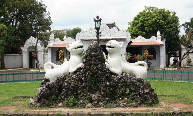 25 Tempat Wisata di Cirebon Terbaru & Terhits Buat Liburan