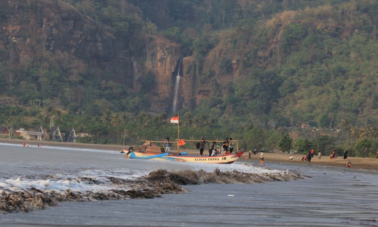 Pantai Palangpang