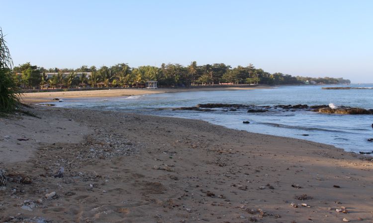 Pantai Ujung Genteng