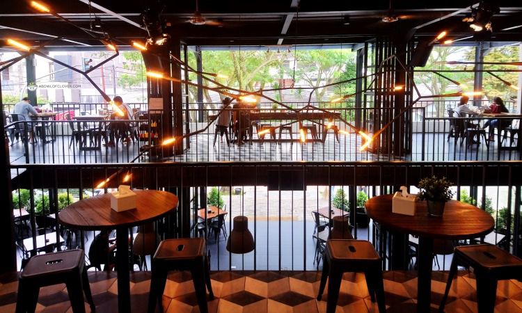 15 Cafe & Tempat Nongkrong di Sukabumi yang Unik & Instagramable