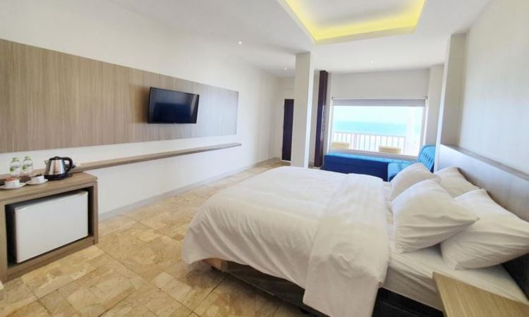 77 Sunset Plaza Hotel Sukabumi