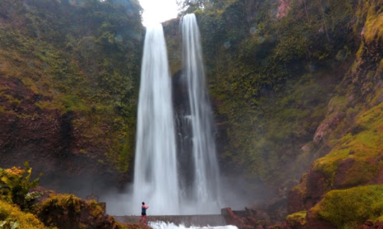Aktivitas di Curug Sanghyang