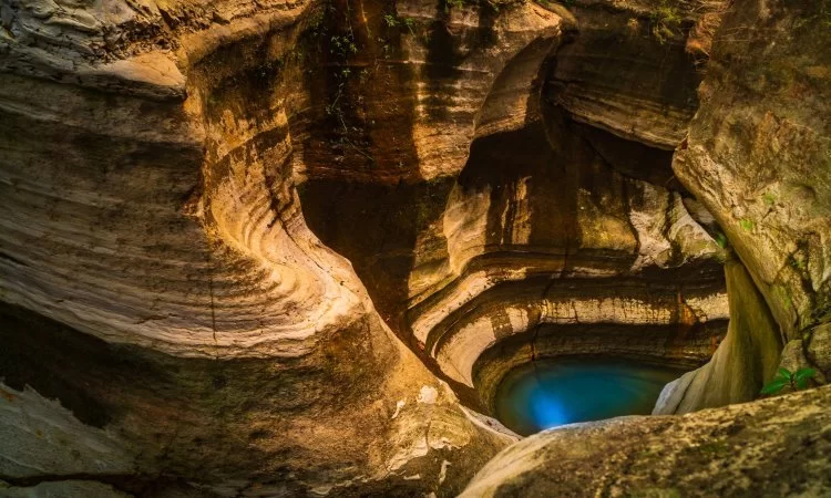Pesona Keindahan Curug Love, Panorama Grand Canyon Mini Ala Bogor