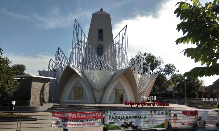 Fasilitas di Kawasan Wisata Alun-Alun Majalengka