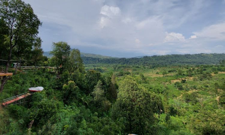 Gunung Pancar, Taman Wisata Alam Hits yang Kaya Pesona di Sentul Bogor