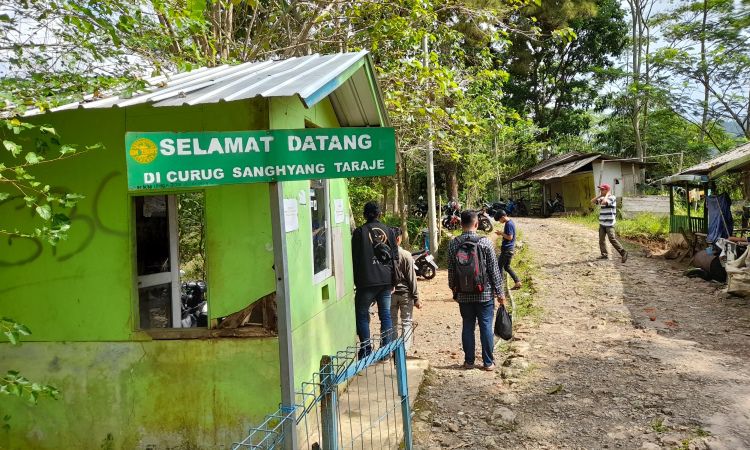 Lokasi Wisata Curug Sanghyang Taraje di Garut