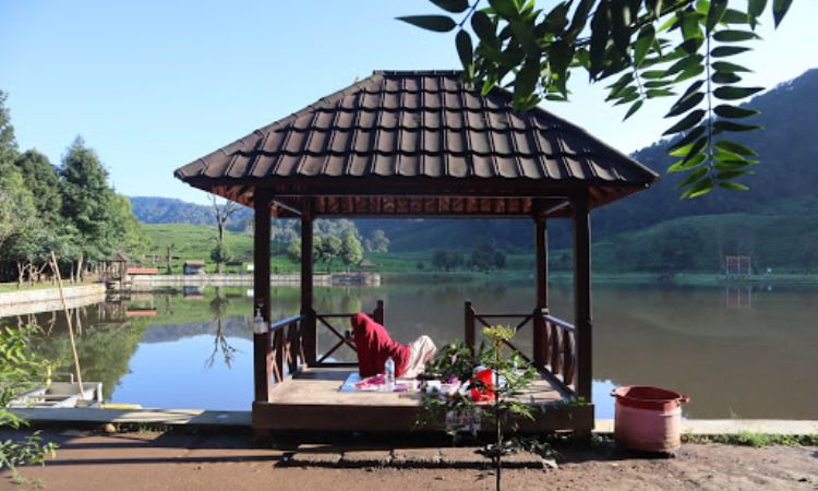 Fasilitas Di Wisata Alam Telaga Saat Puncak Bogor