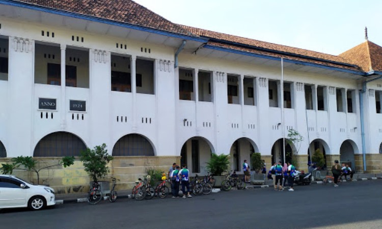 Fasilitas di Gedung British American Tobacco Cirebon