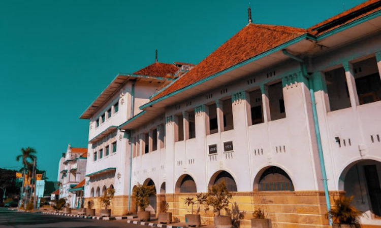 Gedung British American Tobacco, Bangunan Bersejarah yang Ikonik di Kota Cirebon