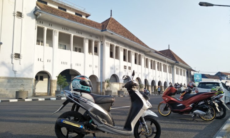 Tiket Masuk Gedung British American Tobacco Di Cirebon