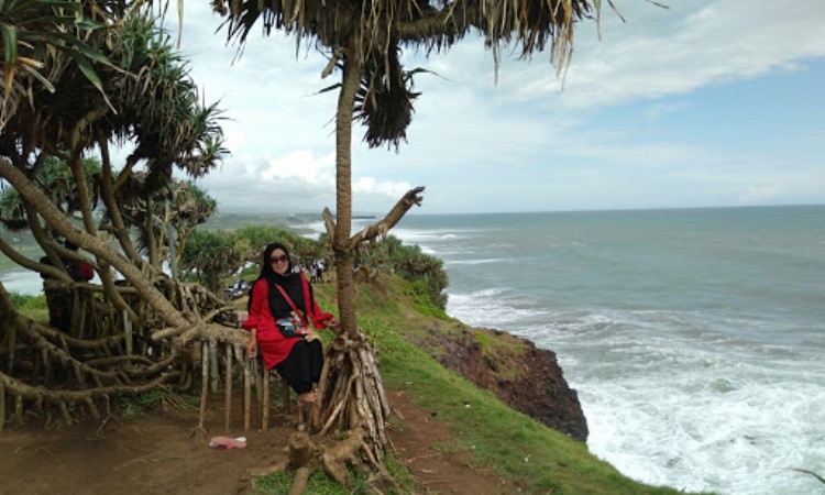 Aktivitas Menarik Lainnya Di Wisata Alam Puncak Guha Garut