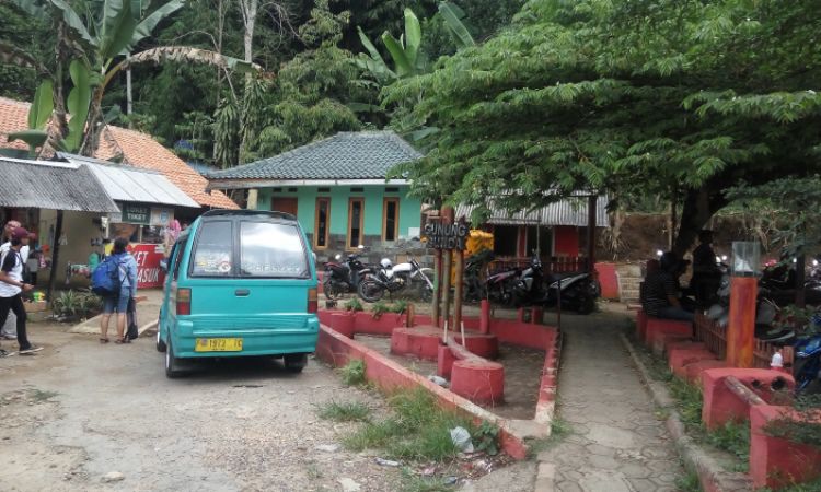Fasilitas di Kawasan Gunung Sunda