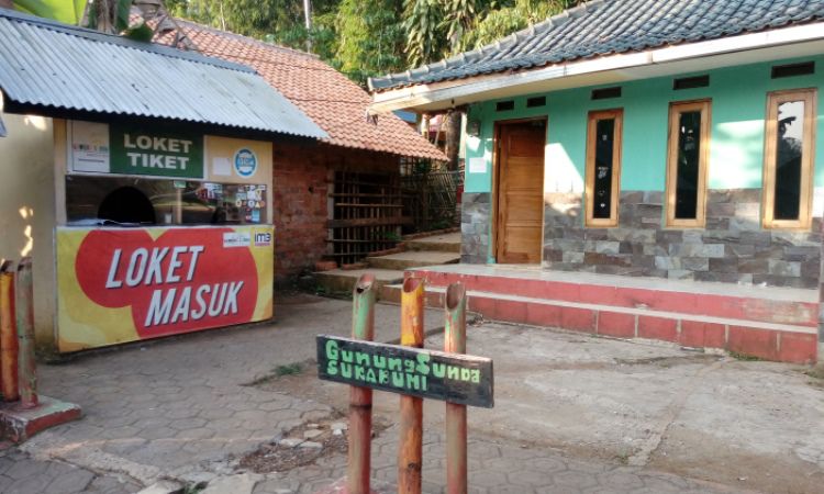 Tiket Masuk di Wisata Gunung Sunda