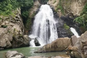 Sekilas Tentang Curug Rahong