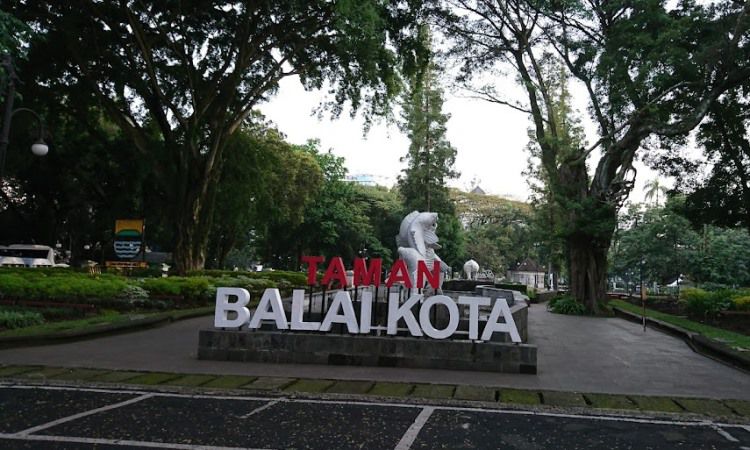 Taman Balai Kota Bandung