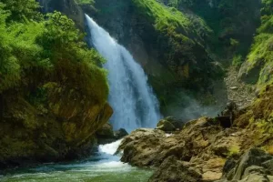 Daya Tarik Wisata Curug Nyogong