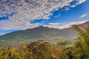 Daya Tarik Wisata Gunung Cakrabuana