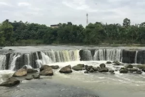 Daya Tarik Curug Parigi