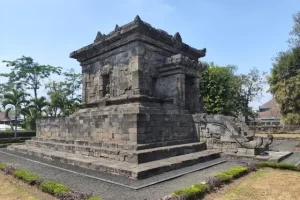 Daya Tarik Wisata Candi Badut