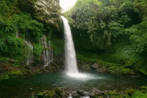 Curug Tilu Bandung, Keindahan Air Terjun Tiga Tingkat yang Bikin Takjub Wisatawan