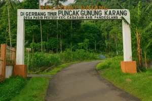 Panduan Mendaki Gunung Karang: Jalur, Akses, dan Tips Pendaki Pemula