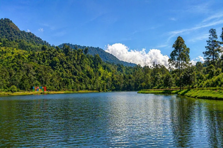 Tips Berkunjung Situ Cisanti